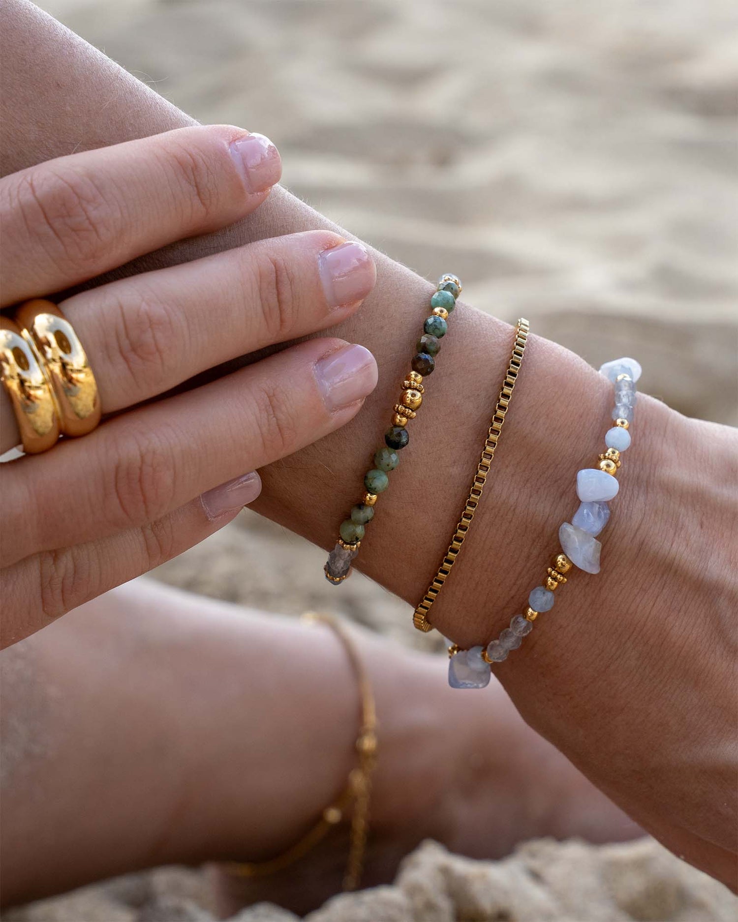 Armband Natursteine Türkis echte Steine Wasserfest