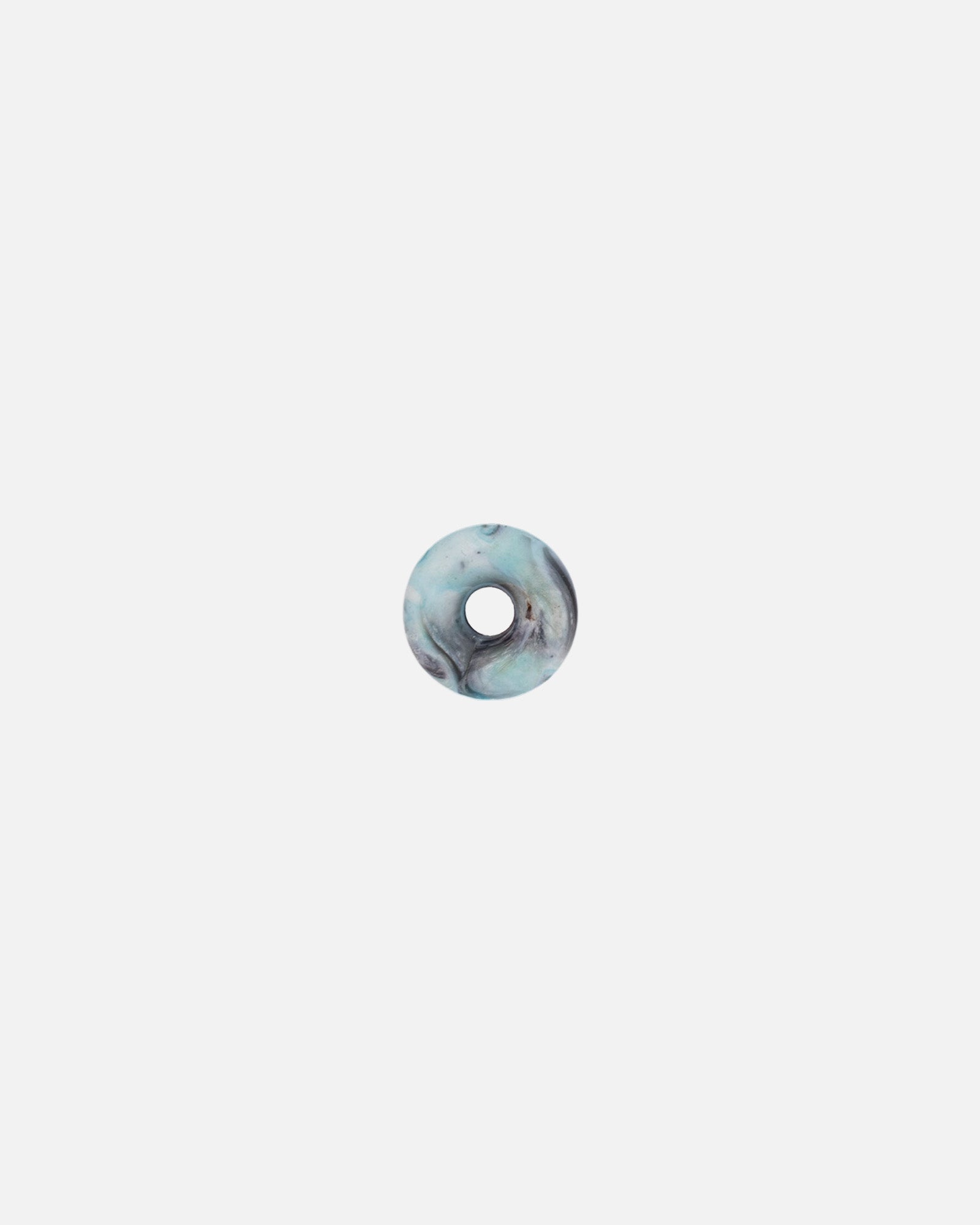 Blauer Donut Anhänger Marmor Muster aus recyceltem Meeresplastik KOHO Schmuck