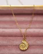 Halskette vergoldet mit Schnecken Anhänger