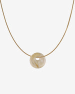 KOHO Halskette Fine Look Kaori Charm goldener Anhänger aus Meeresplastik