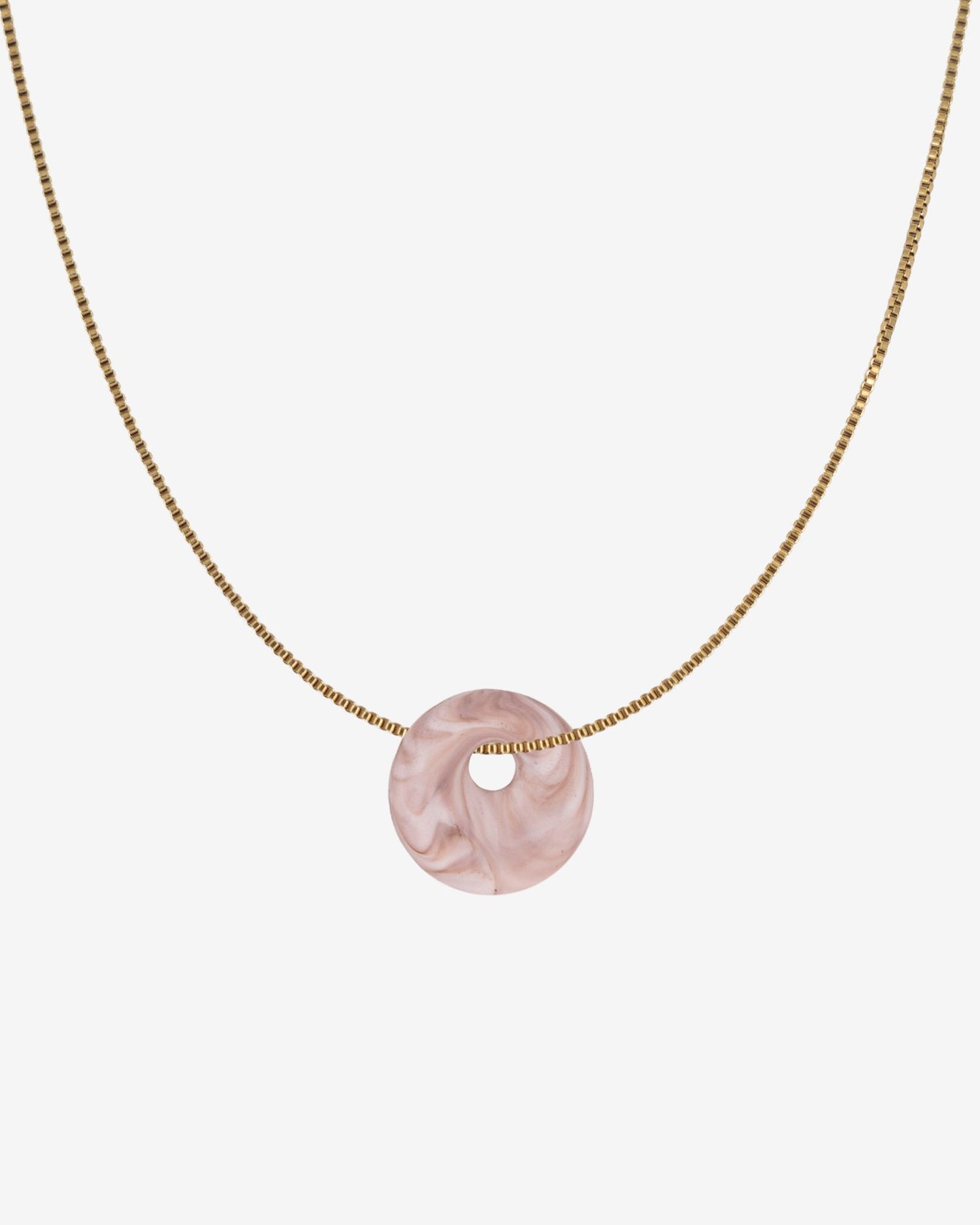 KOHO Halskette Fine Look Kaori Charm braun-weisser Anhänger aus Meeresplastik