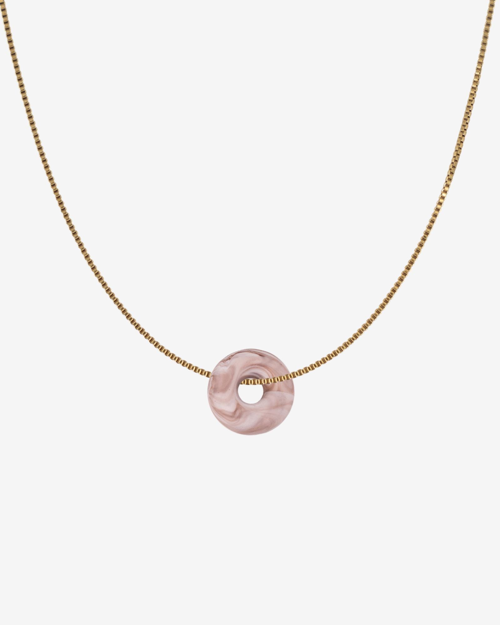 KOHO Halskette Fine Look Mali Charm braun-weisser Anhänger aus Meeresplastik