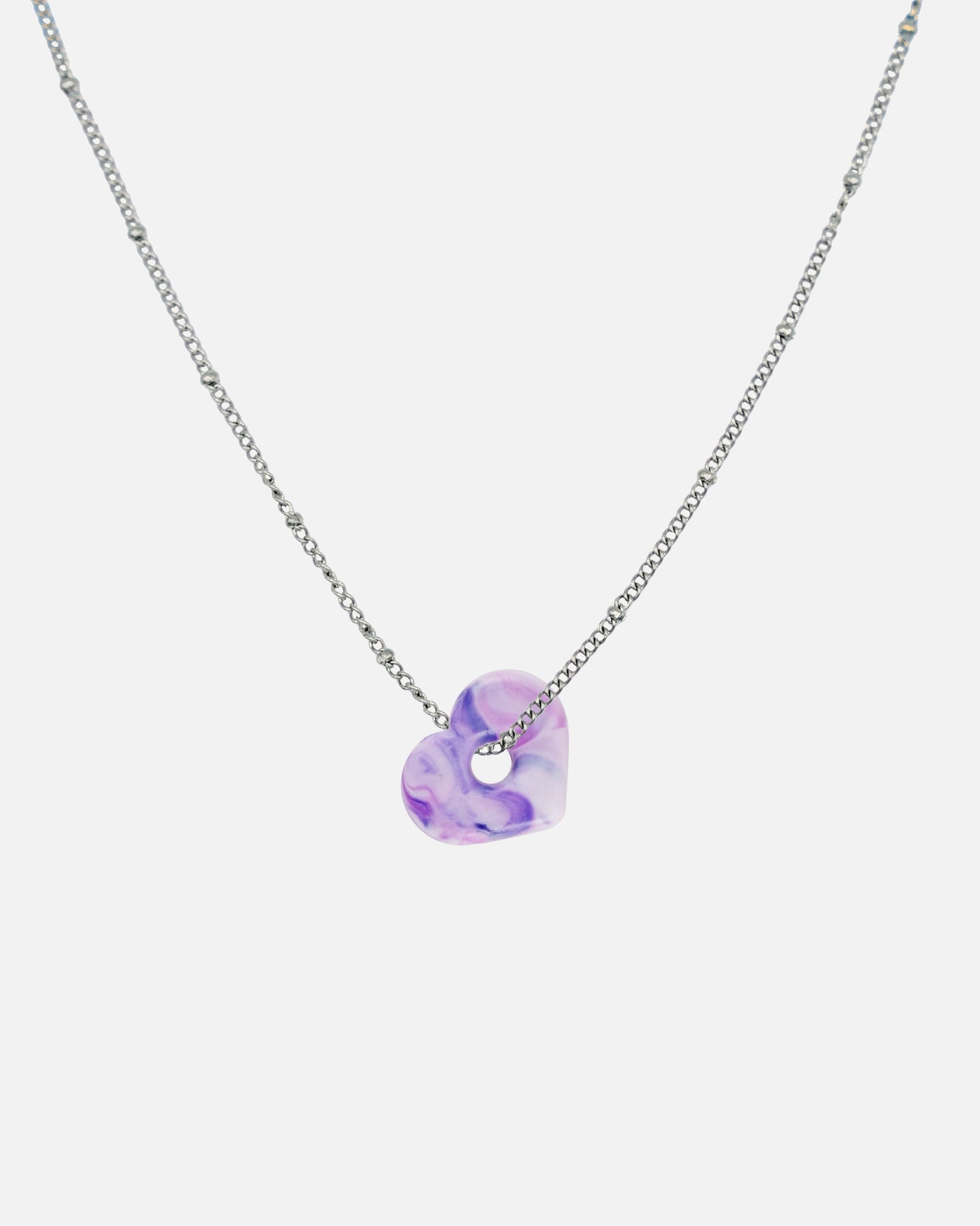 Silber Halskette Anura Charm recyeltes Meeresplastik Herz Anhänger lila