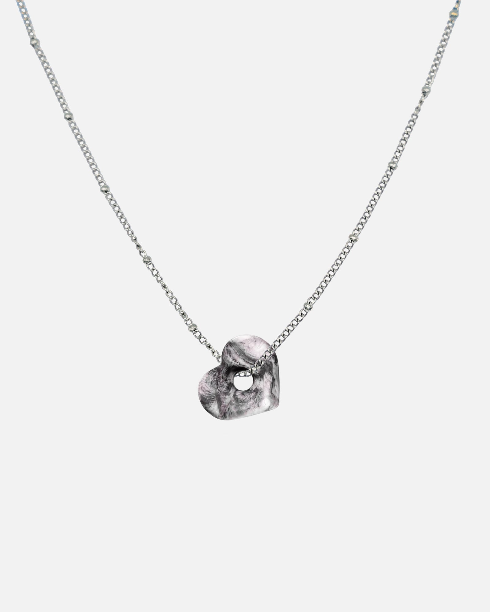Silber Halskette Anura Charm recyeltes Meeresplastik Herz Anhänger Schwarz Weiss