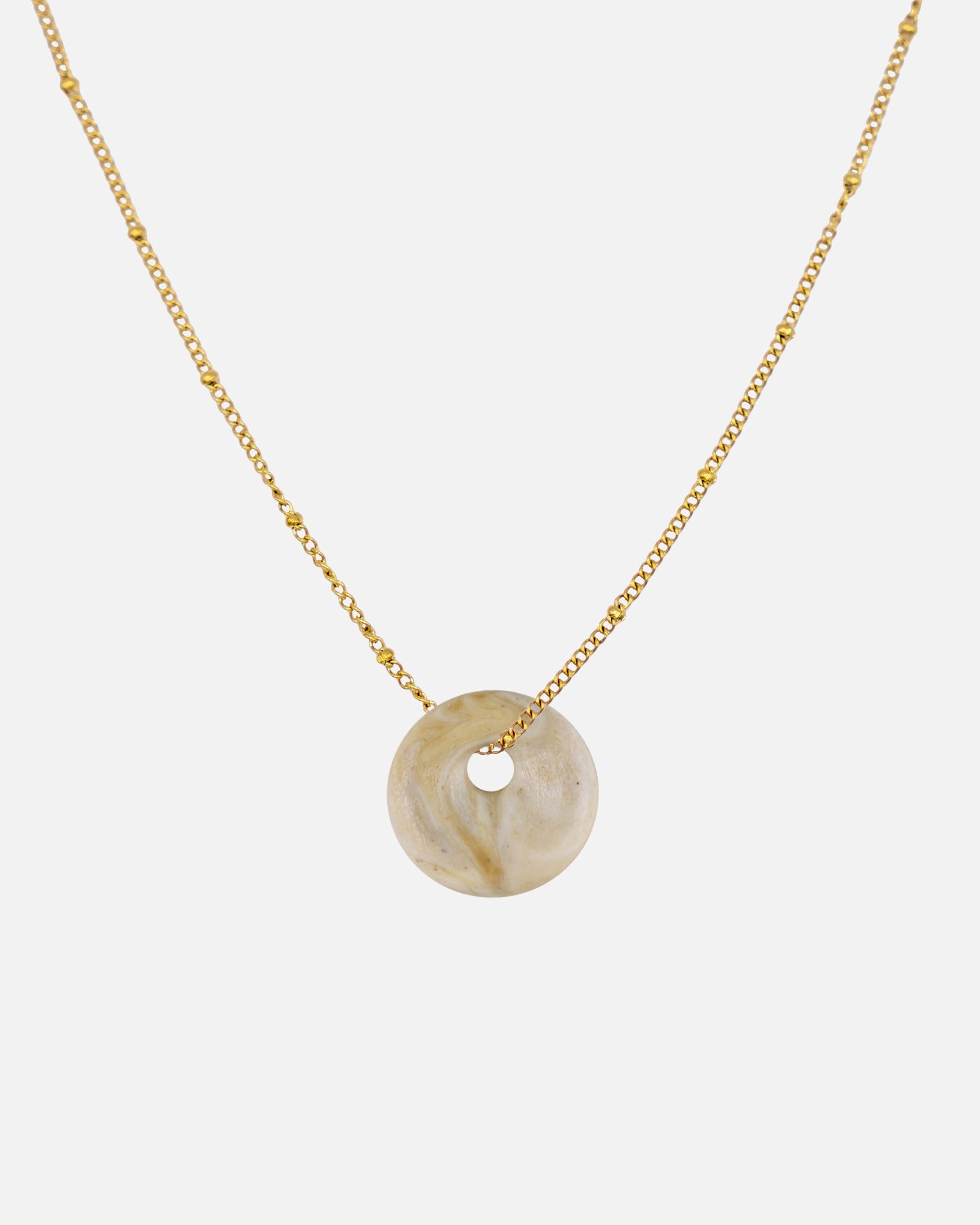 KOHO Halskette Gold mit goldenem Kaori Charm Anhänger aus Meeresplastik