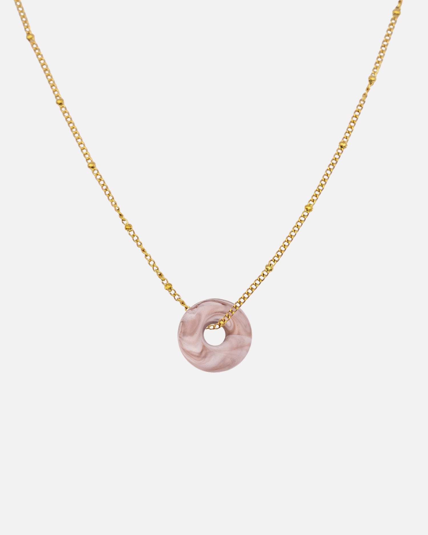 Halskette mit Anhänger aus recyceltem Meeresplastik KOHO Mali Charm Gold