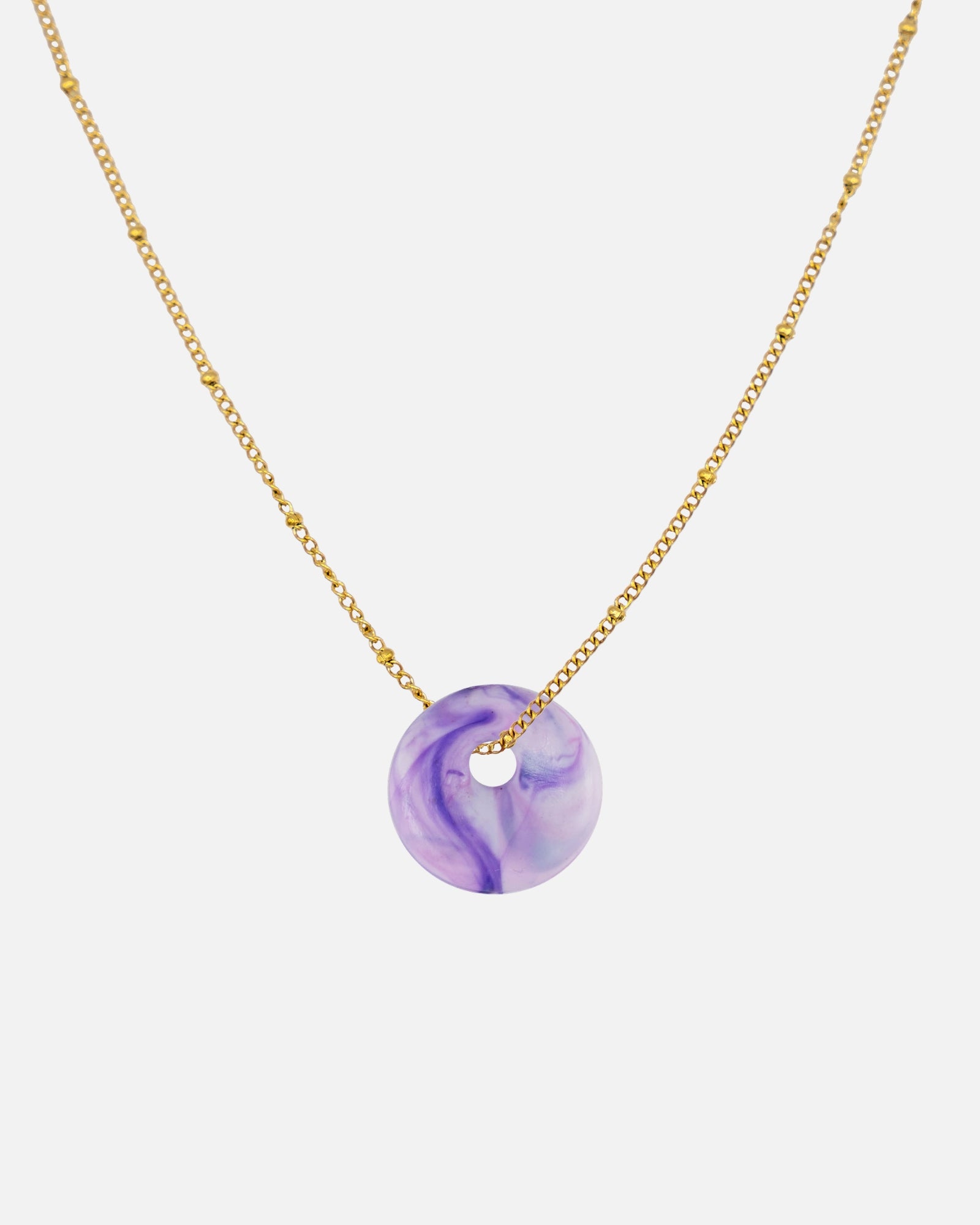 KOHO Halskette Kaori mit lilafarbenem Charm aus recyceltem Meeresplastik