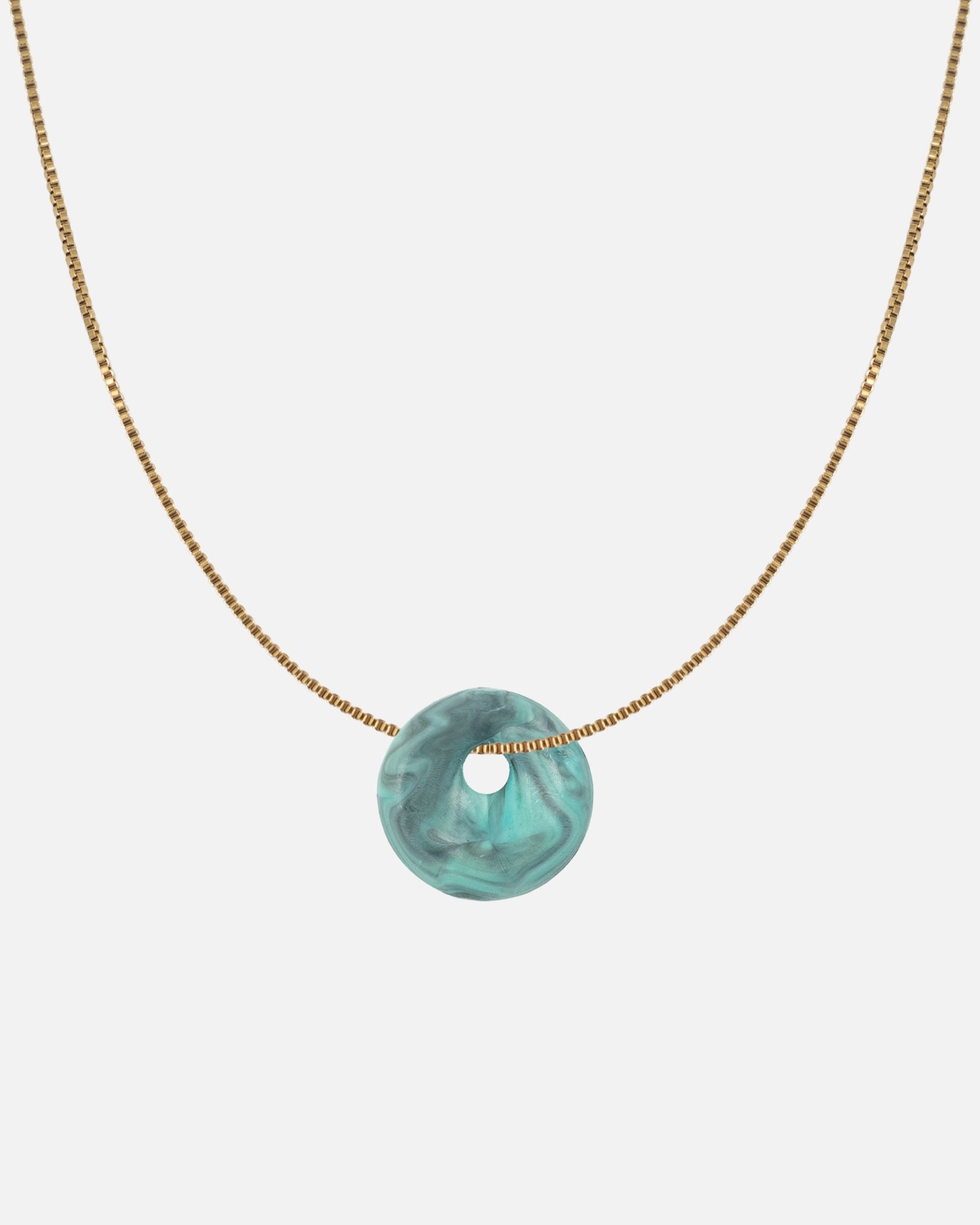 Halskette Edelstahl Gold mit türkis  Kaori Charm aus recyceltem Meeresplastik
