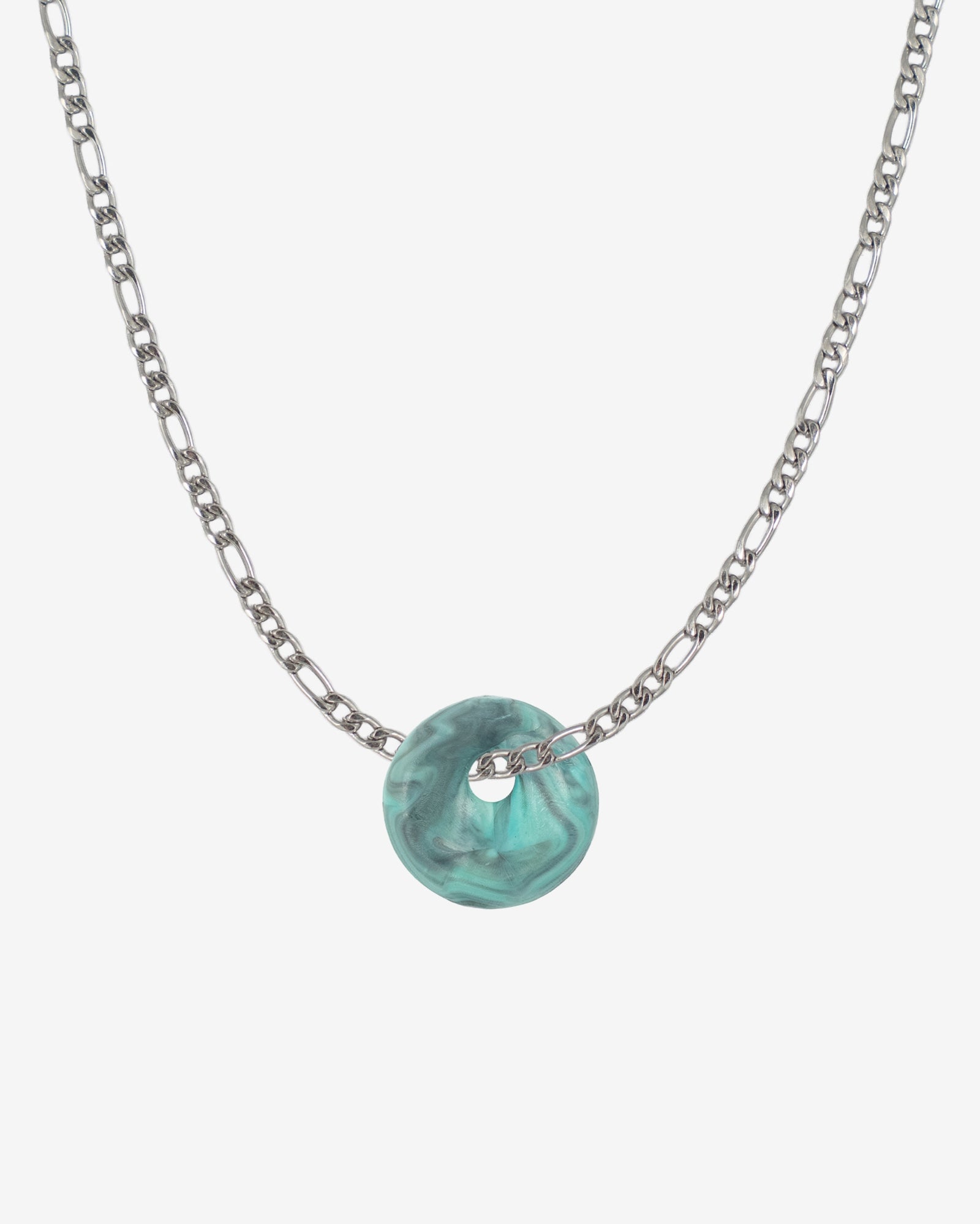 Halskette Figaro Edelstahl Silber mit türkis Kaori Charm aus recyceltem Meeresplastik