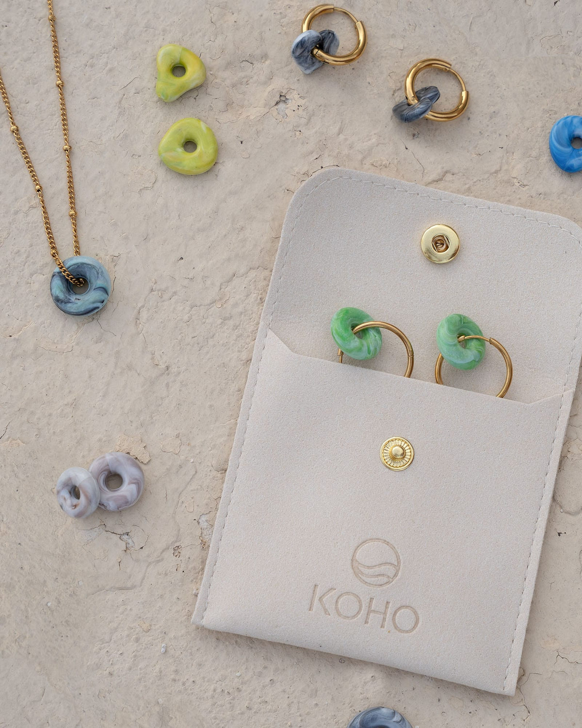 KOHO recyceltes Meeres Plastik Schmuck Charms Ohrringe und Halskette