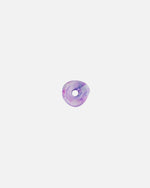 Einzelner KOHO Lamai Charm in Lilac Flow für Creolen