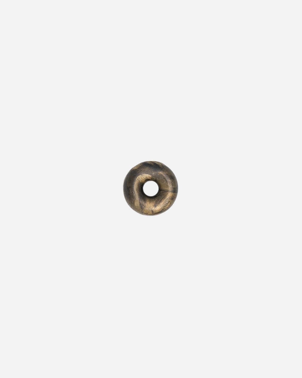 KOHO Mali Charm in Golden Shores, mittelgrosse runde Form mit schwarz-goldener Marmorierung