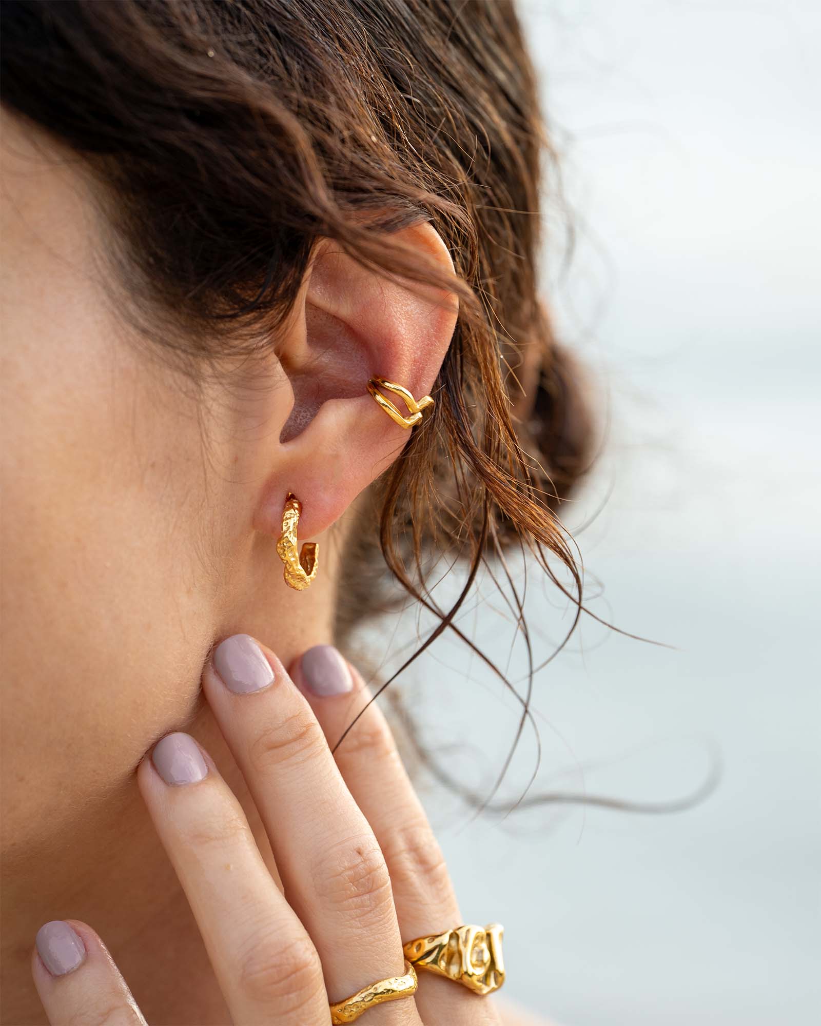 Earcuff Gold wellenform wasserfest
