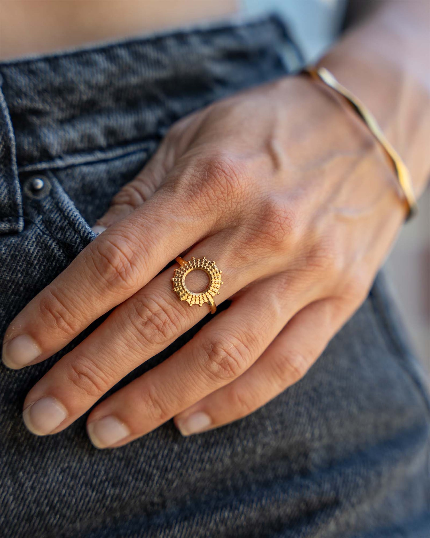 Ring Sonne Form Wasserfest Gold Grössenverstellbar