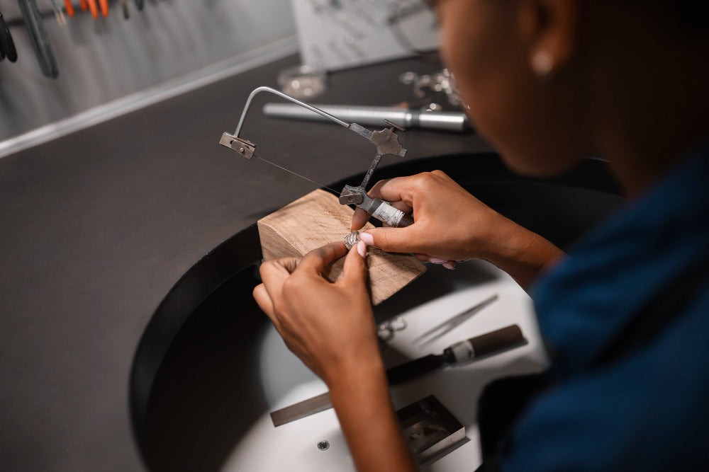 Anpassen von Edelstahl Schmuck